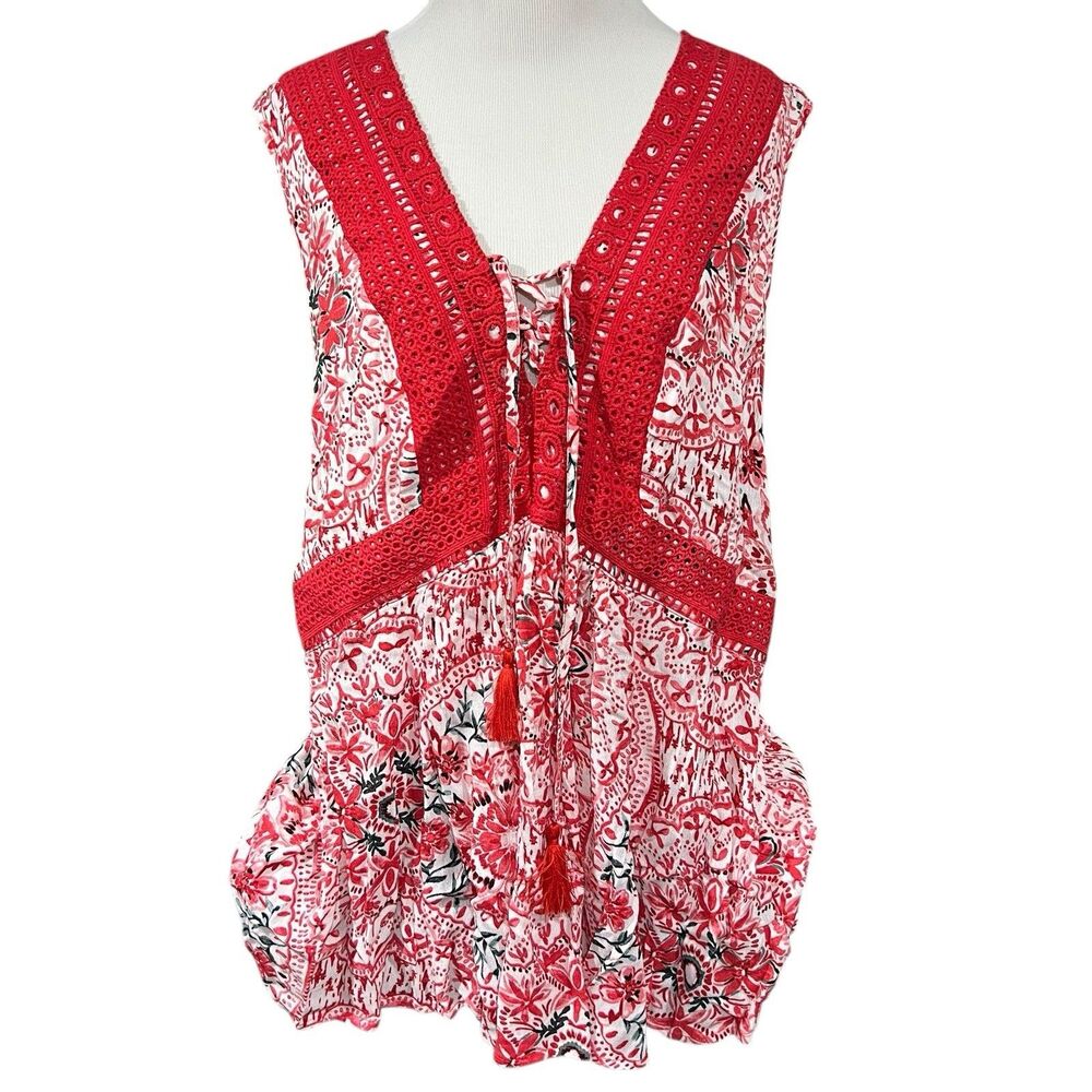 Torrid Womens Size 1 Babydoll Top White Red Floral Crochet Lace Up Sleeveless